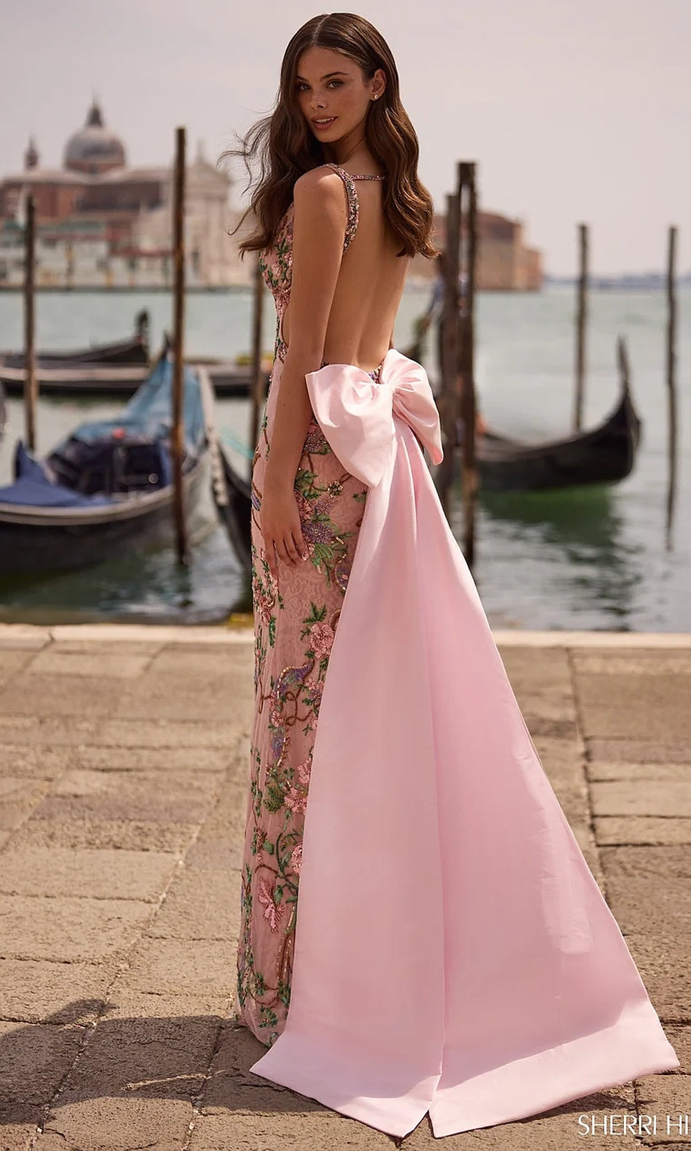 Sherri Hill 57601 Light Pink Print prom dress side view with high front slit satin train beaded straps lace sequin floral fitted silhouette red carpet styling