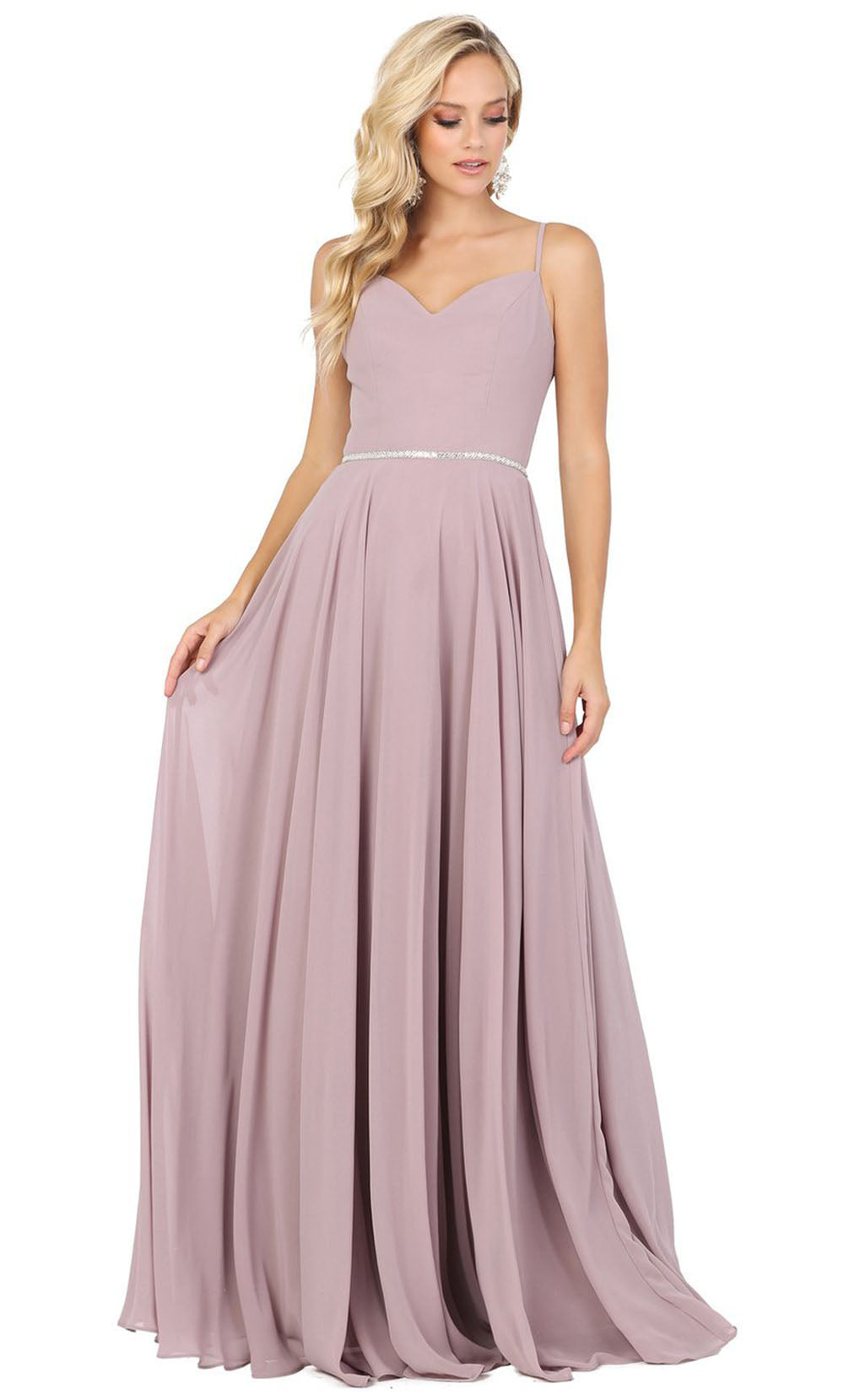 Dancing Queen - 4030 Sleeveless Sweetheart Neck Flowy A-Line Gown In Brown