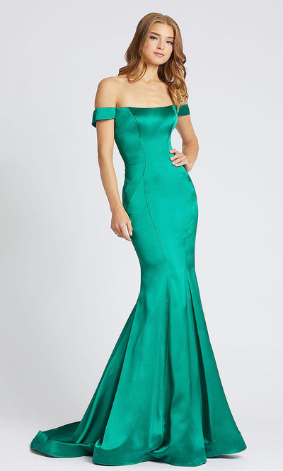 Mac Duggal - 40964L Off Shoulder Mermaid Dress With Train In Green