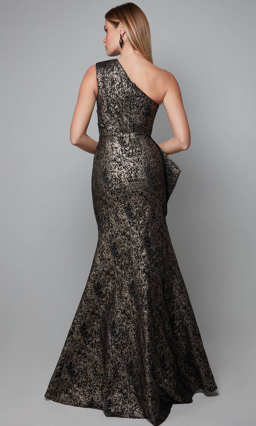 Alyce Paris 27620 In Gold and Black