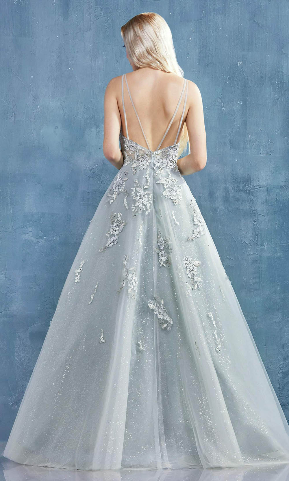 Andrea and Leo A0892 Sage