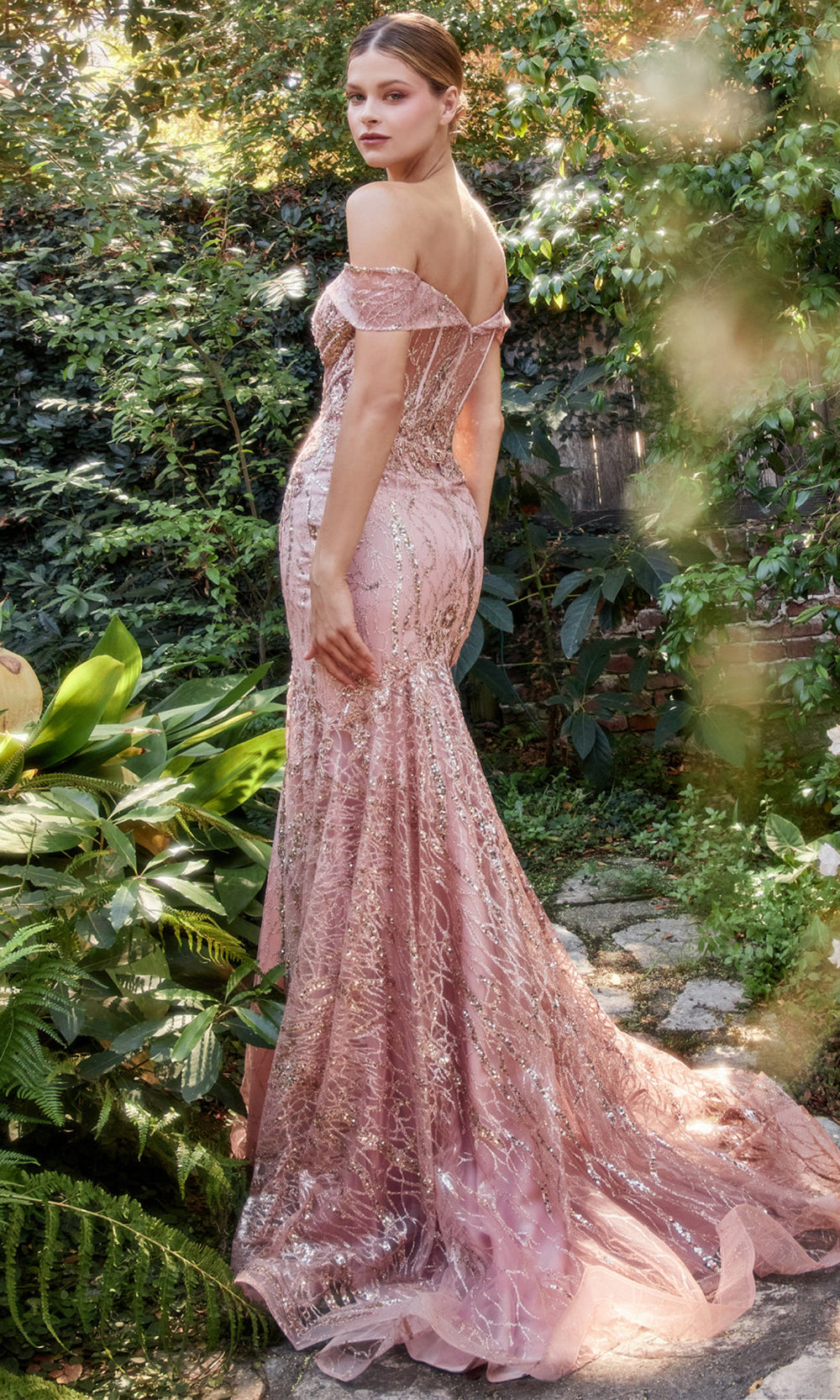 Andrea and Leo A1107 Rose Gold