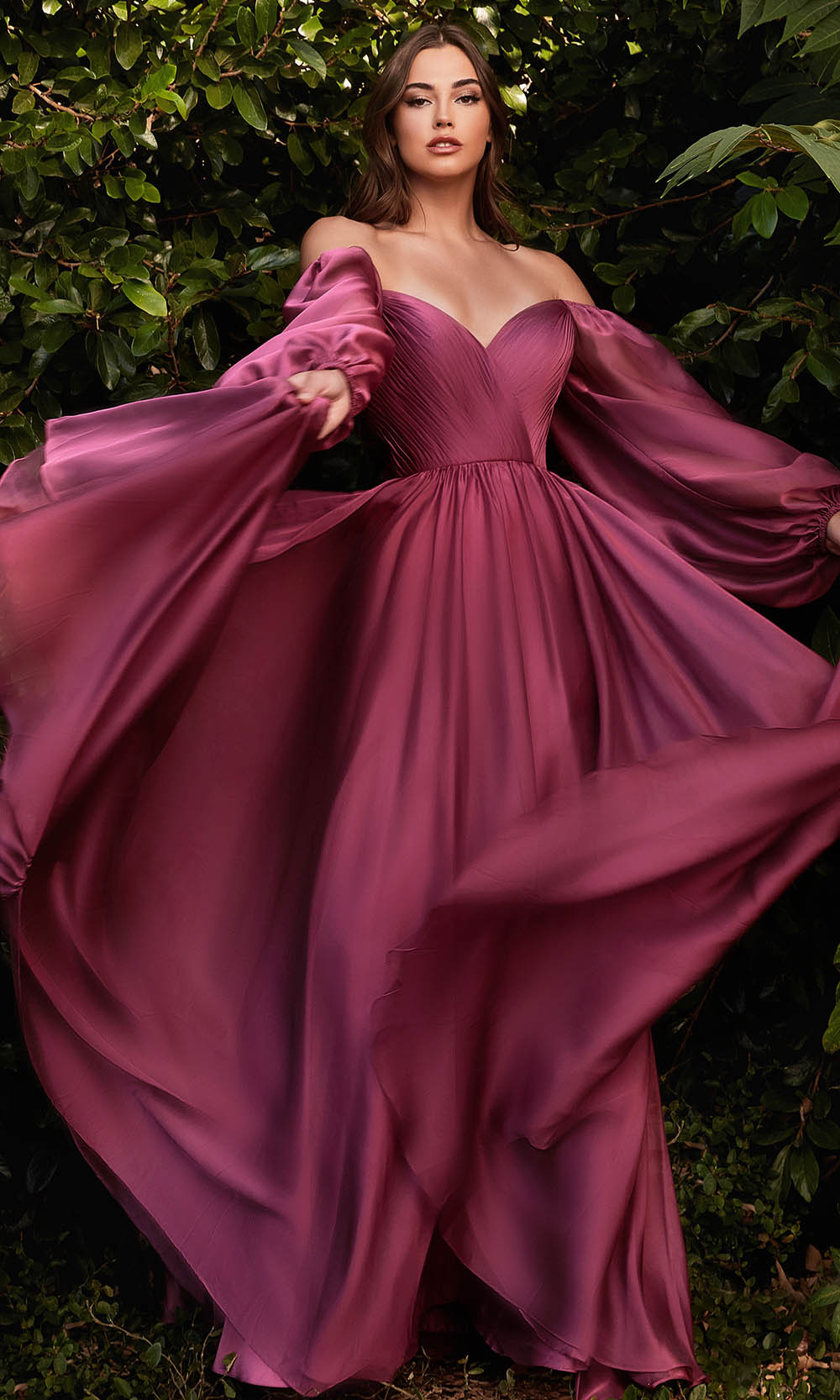 Ladivine CD243 In Red