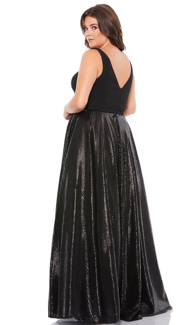 Mac Duggal - 49308F V Neck And Back Sequined Evening Gown In Black