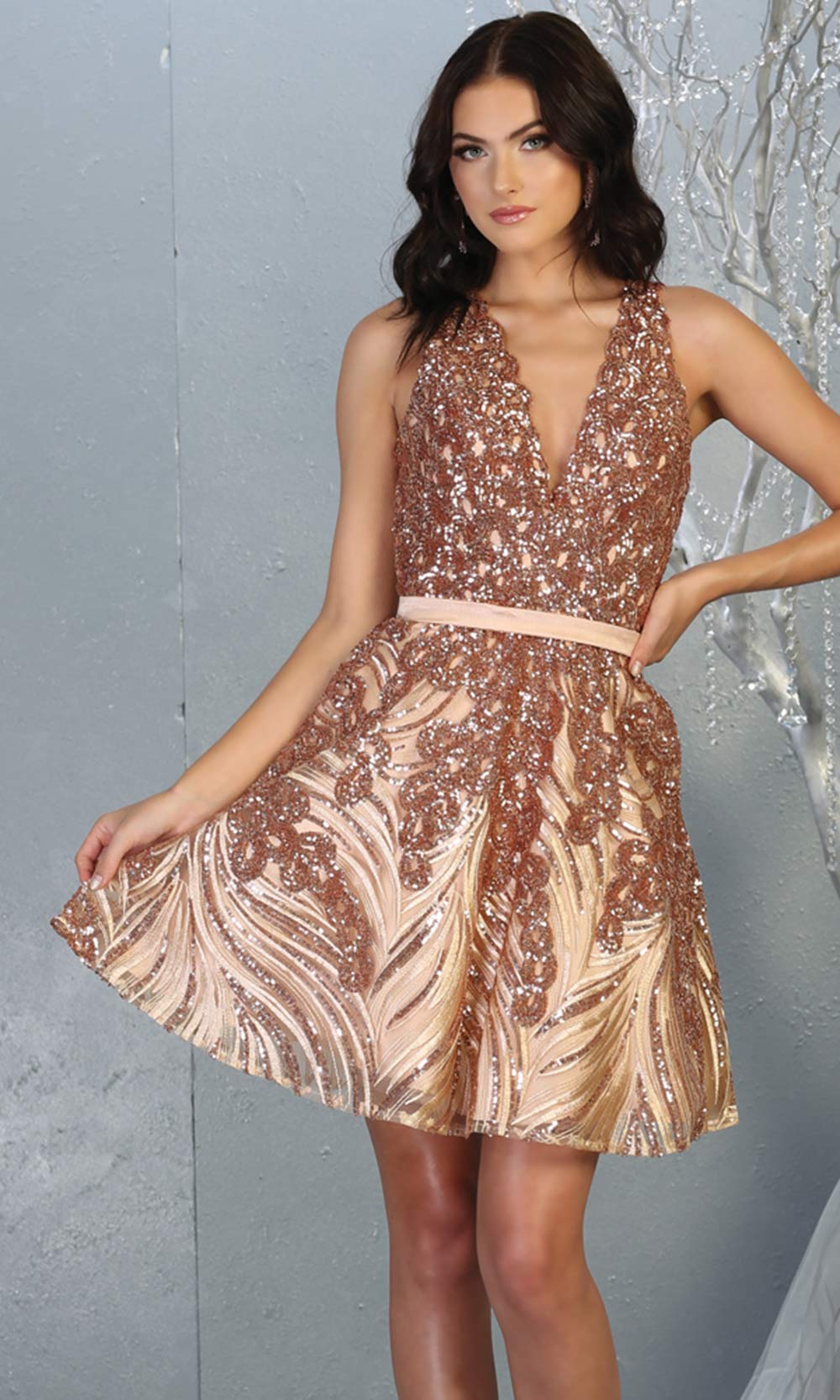 Mayqueen RQ7779 short rose gold sequin flowy vneck grade 8 graduation dress w/ straps & puffy skirt. Light gold party dress is perfect for prom, graduation, grade 8 grad, confirmation dress, bat mitzvah dress, damas. Plus sizes avail for grad dress.jpggrade 8 grad dresses, graduation dresses