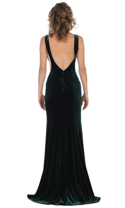 May Queen - RQ7709 Bateau Fitted Velvet Gown In Green and Black