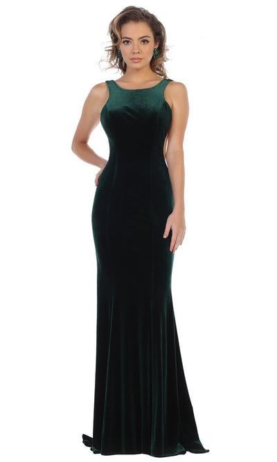 May Queen - RQ7709 Bateau Fitted Velvet Gown In Green and Black
